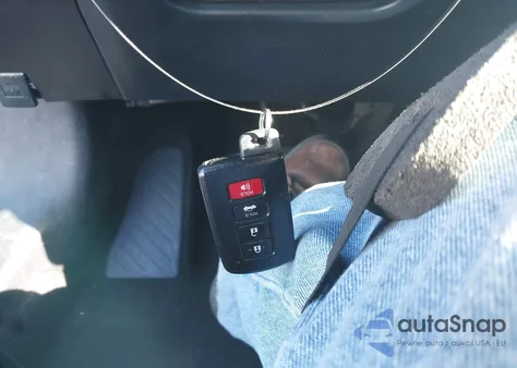 2018 Toyota Corolla Se from USA, damaged, VIN 2T1BURHE0JC044315